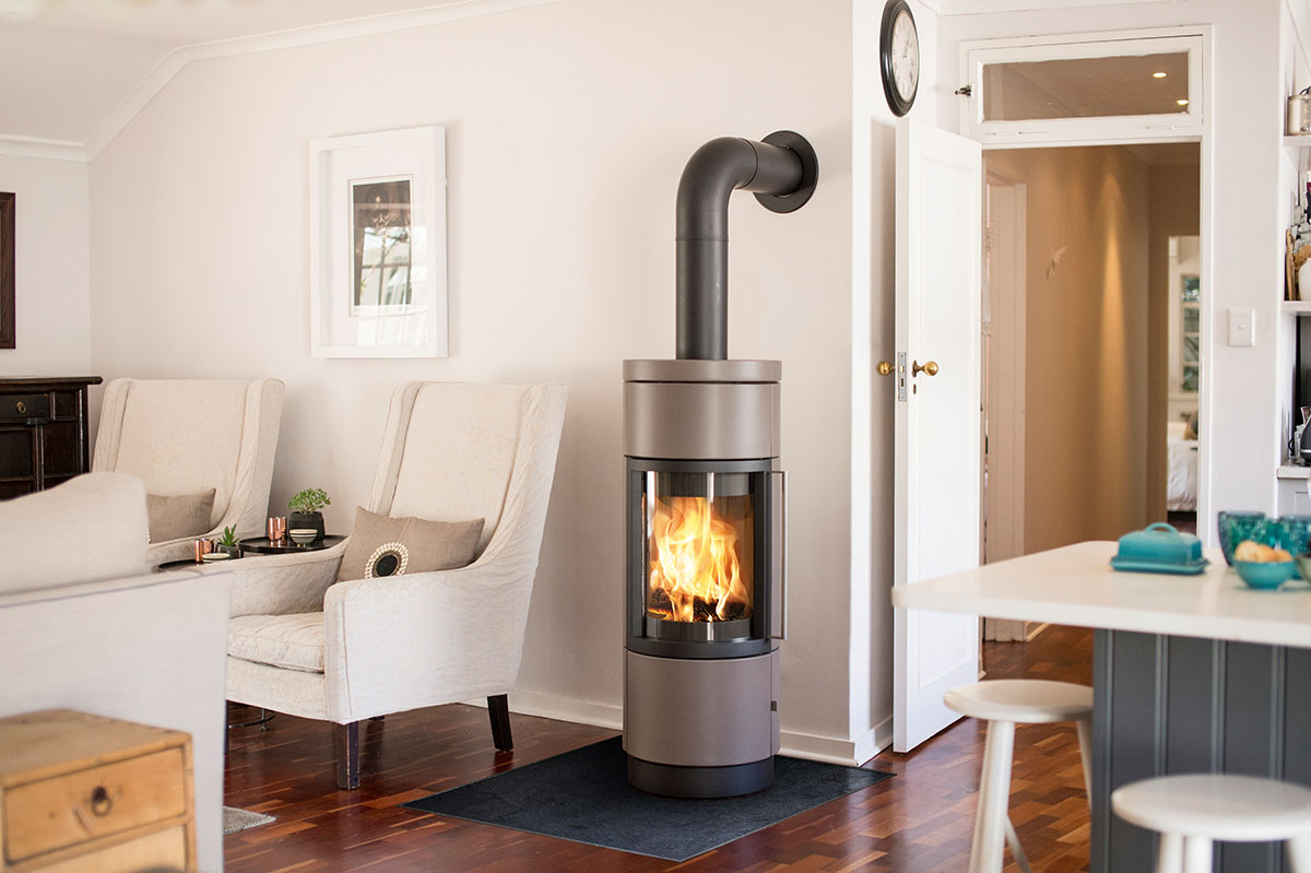 kaminofen-hase-lima-schwarz-mojave-homestory-sicherheitsabstände